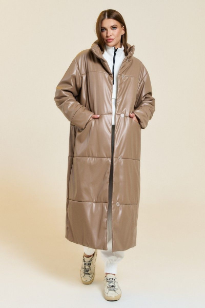 Пальто из экокожи с горизонтальными разрезами и утеплителем DILIA 0637-1 бежевый - фото 2