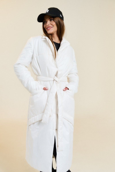 Пальто из плащевой ткани с утеплителем и съемным поясом DILIA 0651-1 кремовый - фото 2