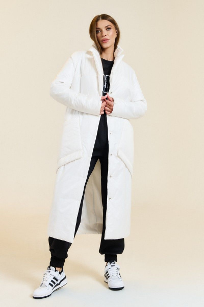 Пальто из плащевой ткани с утеплителем и съемным поясом DILIA 0651-1 кремовый - фото 3