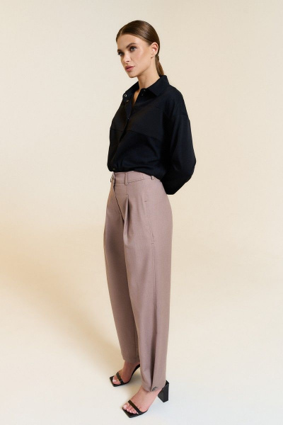 Бежевые классические брюки из костюмной ткани с высокой посадкой DILIA 0761 бежевый - фото 3