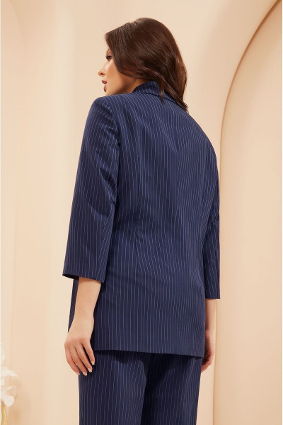 Синий деловой костюм брюки и жакет из текстильной ткани Lissana 4688 - фото 10