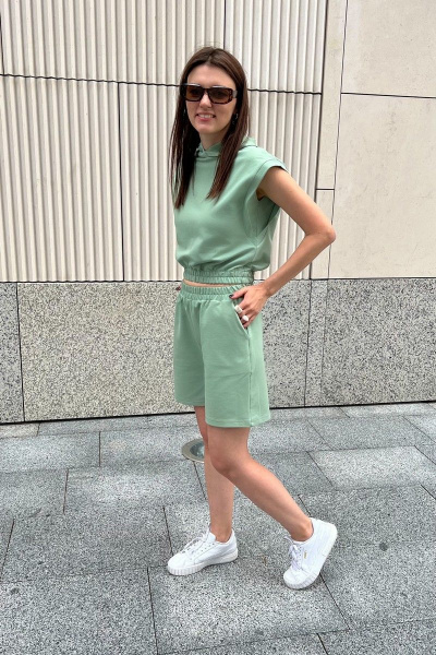 Костюм джемпер и шорты из хлопка с капюшоном i3i Fashion 406/3 киви - фото 4