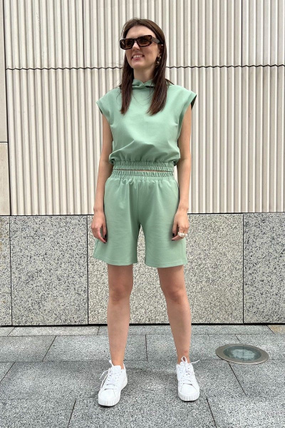 Костюм джемпер и шорты из хлопка с капюшоном i3i Fashion 406/3 киви - фото 1