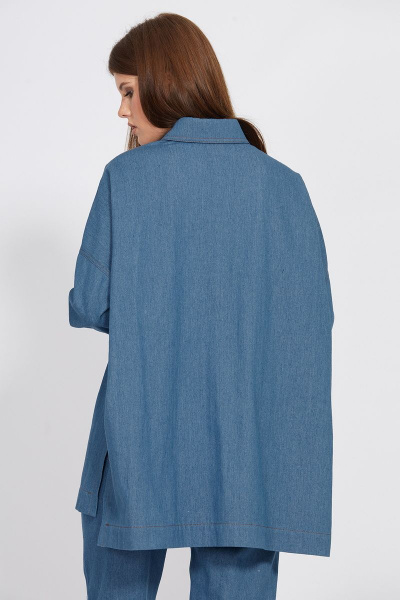 Демисезонная джинсовая блузка оверсайз с нашивкой EOLA 2487 темно_голубой - фото 7