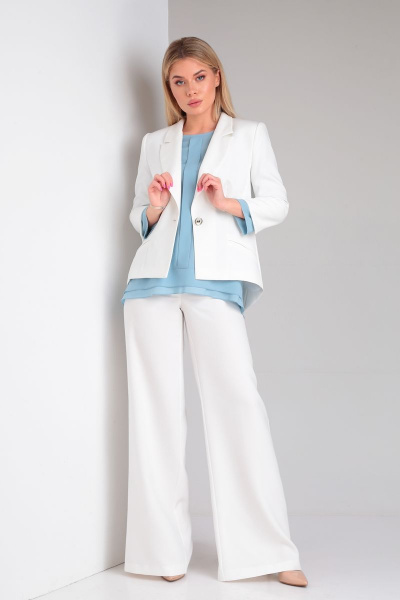 Брючный костюм с стильной спинкой и шифоновой блузкой DOGGI 2904 молочный+голубой - фото 7