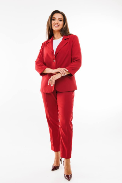 Демисезонный костюм 3-ка с жакетом и зауженными брюками SandyNa 130558 темно-красный - фото 6