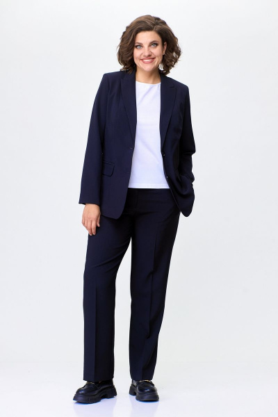 Деловой комплект с жакетом и брюками из текстиля БелЭльСтиль 203-2 78 22+596-2 79 22 темно-синий однотон - фото 2