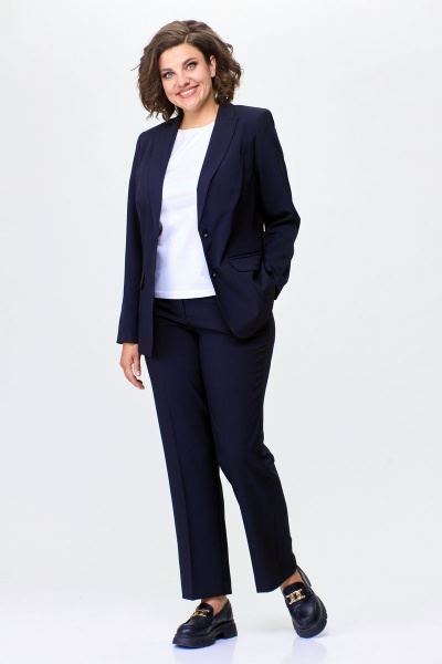 Деловой комплект с жакетом и брюками из текстиля БелЭльСтиль 203-2 78 22+596-2 79 22 темно-синий однотон - фото 1
