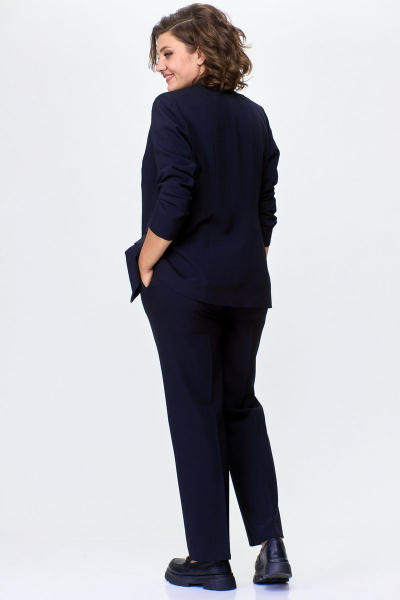 Жакет демисезонный из текстиля с удлиненным силуэтом БелЭльСтиль 203-2_78_22 темно-синий однотон - фото 5