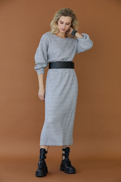 Трикотажное платье из вискозы с ремнем и объемным рукавом NiV NiV 3035 - фото 9