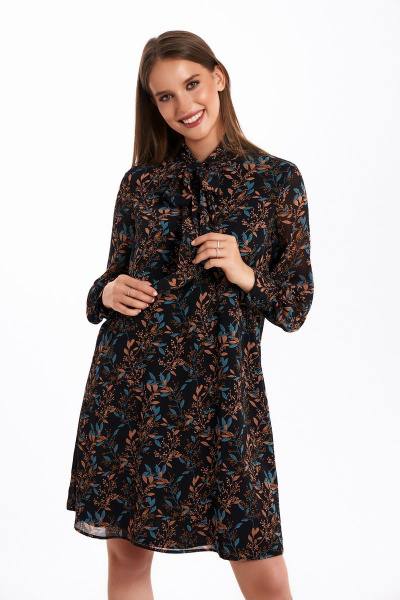 Элегантное шифоновое платье с воротником-стойкой и батистовой отделкой KaVaRi 1059 черный_принт - фото 5