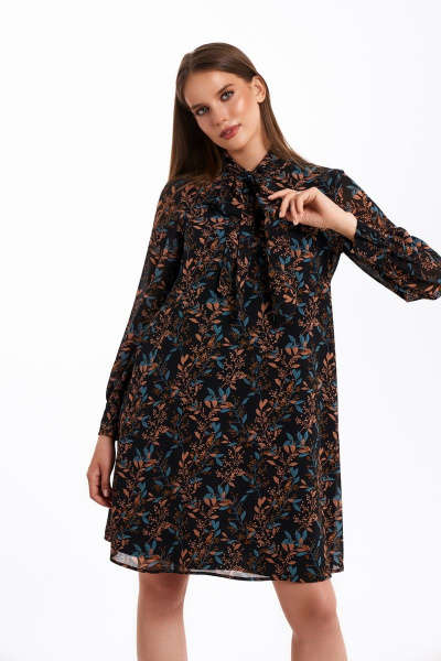 Элегантное шифоновое платье с воротником-стойкой и батистовой отделкой KaVaRi 1059 черный_принт - фото 1