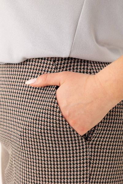 Брюки классические зауженные из трикотажа с высокой посадкой Femme & Devur 90020 1.32BF(164) - фото 4