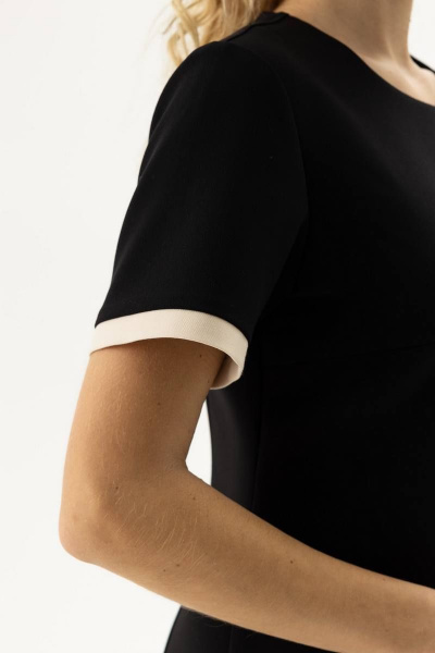 Футлярное платье с коротким рукавом и боковыми карманами Femme & Devur 80209 1.3F(170) - фото 4