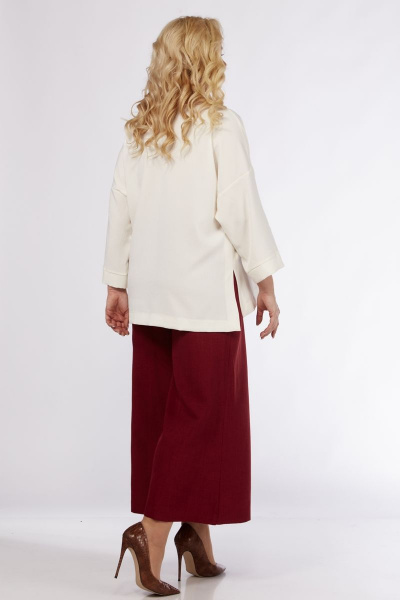 Блуза и брюки-кюлоты свободного кроя на запах Michel chic 1349 молочный-бордовый - фото 7