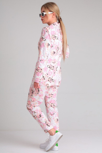 Комфортный джинсовый костюм из жакета и брюк Angelina & Сo 867 - фото 2