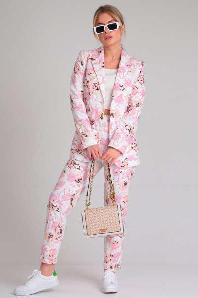 Комфортный джинсовый костюм из жакета и брюк Angelina & Сo 867 - фото 1