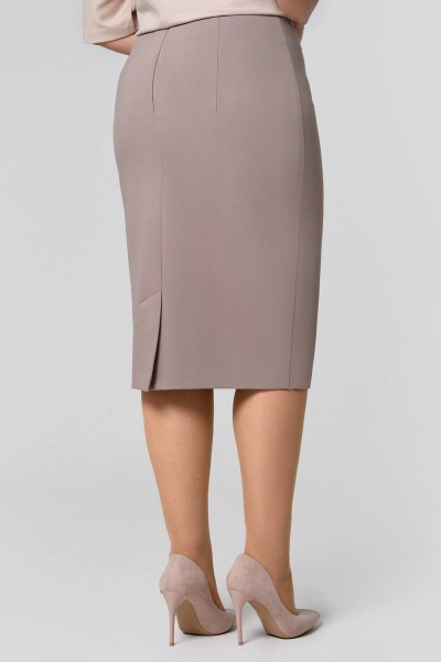 Бежевый костюм с юбкой и джемпером из трикотажа IVA 1511 бежевый - фото 10