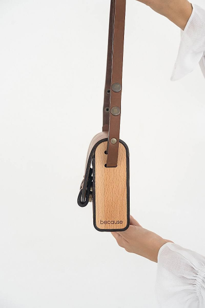 Кожаная сумка через плечо с вставками из натурального дерева Because AELITA BROWN - фото 6