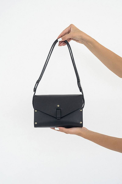 Черная кожаная вместительная сумка с деревянными элементами Because MISHEL BLACK - фото 2