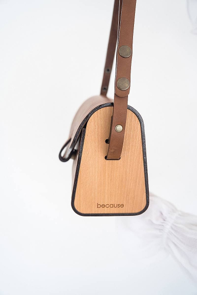 Кожаная сумка Мишель из натуральной кожи и дерева, 22х15х10 см Because MISHEL BROWN - фото 2