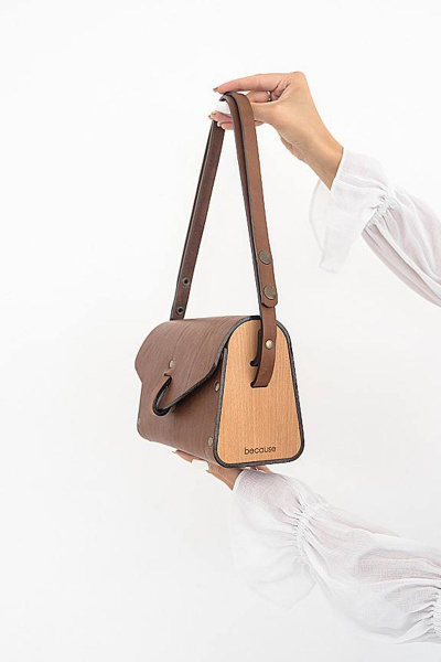 Кожаная сумка Мишель из натуральной кожи и дерева, 22х15х10 см Because MISHEL BROWN - фото 1