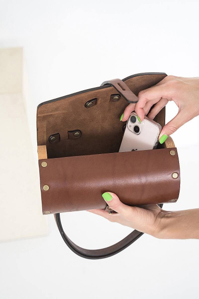 Кожаная сумка через плечо из натуральной кожи и дерева, 22х11х11 см Because TUB BROWN - фото 7