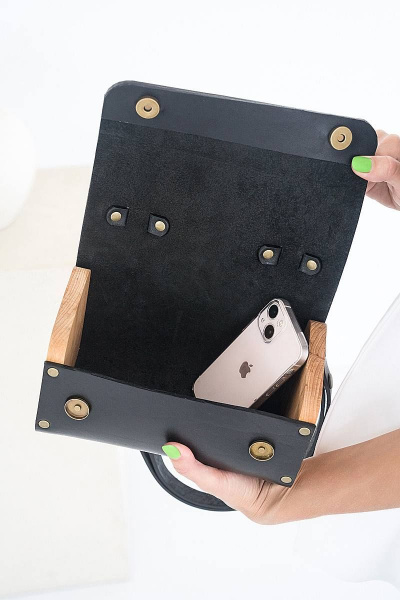 Кожаная сумка через плечо из натуральной кожи и дерева, 22х12х12 см Because KVADRO BLACK - фото 5