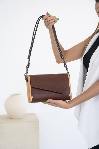 Сумка ВИОЛА из натуральной кожи с вставками из дерева Because VIOLA BROWN - фото 1