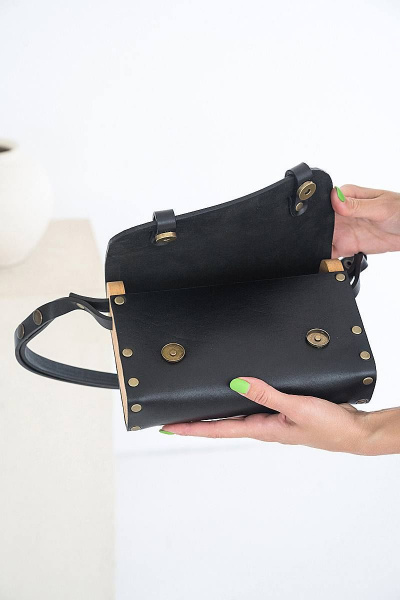 Сумка АЭЛИТА из натуральной кожи с деревом, универсальный стиль Because AELITA BLACK - фото 6