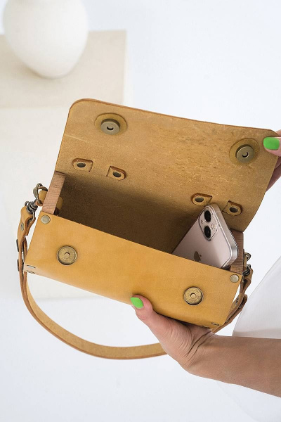 Сумка желтая из натуральной кожи с регулируемым ремнем Because ZVEZDA DYNA - фото 6