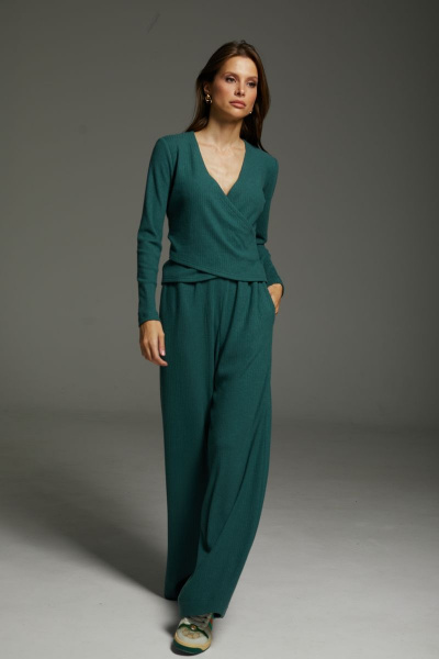 Двухпредметный комплект джемпера и брюк из трикотажа DAVA 180 изумруд - фото 3
