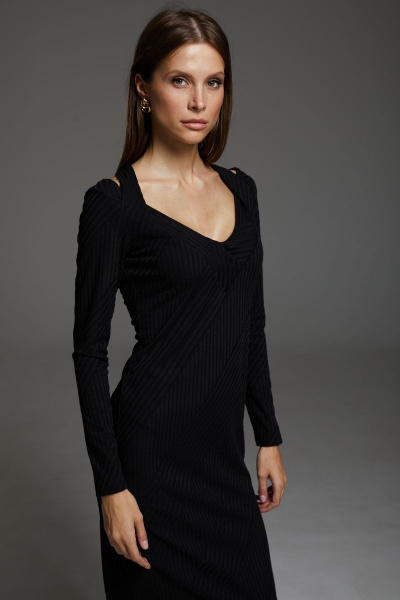 Фасонное приталенное платье из трикотажа с вырезом DAVA 185 черный - фото 1
