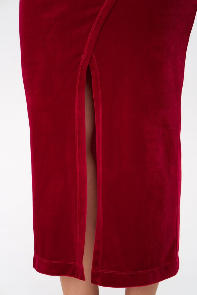 Красное платье-футляр из стрейч-бархата с V-образным вырезом Abbi 1014 спелая-вишня - фото 8