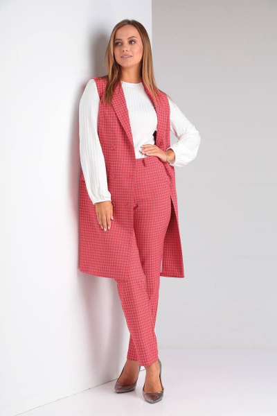Деловой комплект блузы, брюк и жилета из текстиля и трикотажа TVIN 7646 красный - фото 6