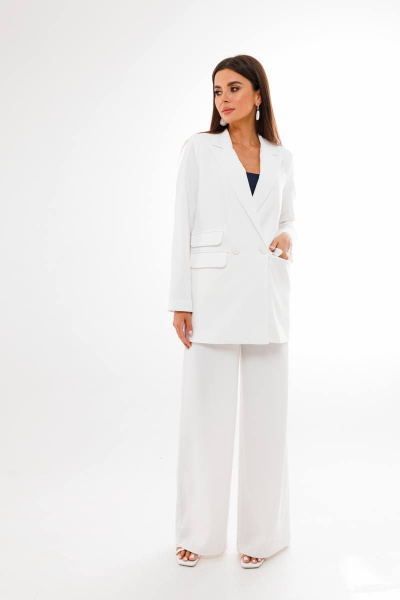 Костюм из текстиля с белым жакетом и брюками Anelli 1398 молоко - фото 5