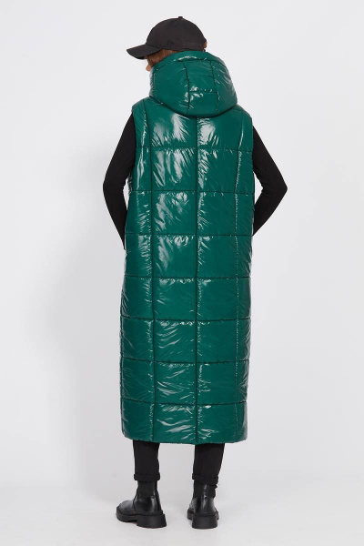 Жилет глянцевый короткий с капюшоном и ремнем EOLA 2471 зеленый - фото 13