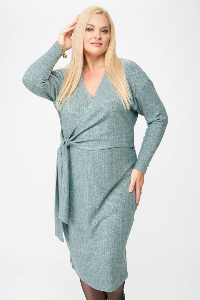 Демисезонное платье из трикотажа с запахом и V-образным вырезом SOVA 11184 мята - фото 4