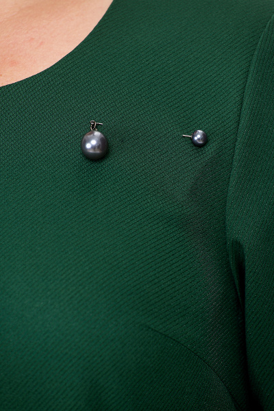 Платье из трикотажа с брошью и асимметричным передом Algranda А3949- 4 - фото 3