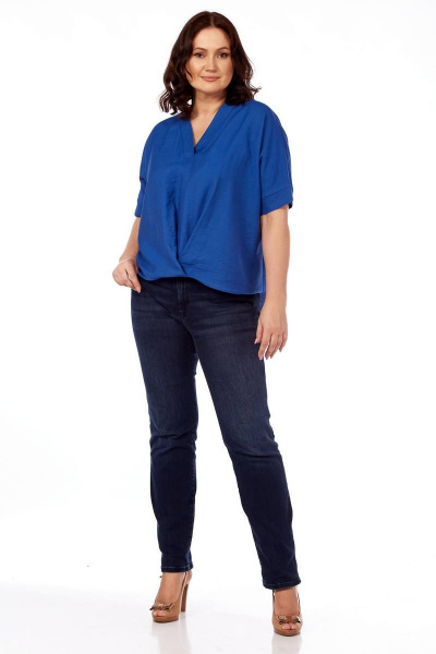 Блуза приталенного силуэта с фигурным вырезом и манжетом Fita 12213 василек - фото 5