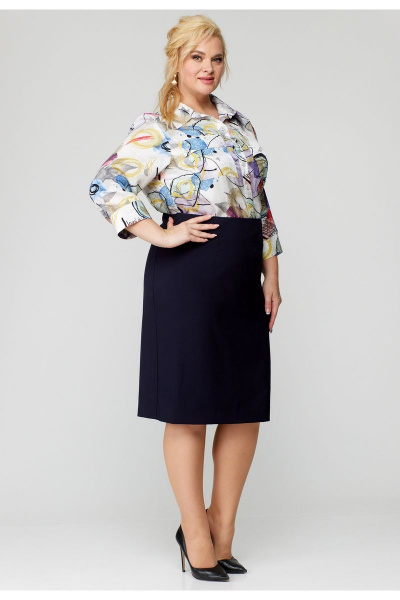 Прямая юбка из хлопка на подкладке с шлицей БелЭльСтиль 557-2_58_22 синий однотон - фото 2