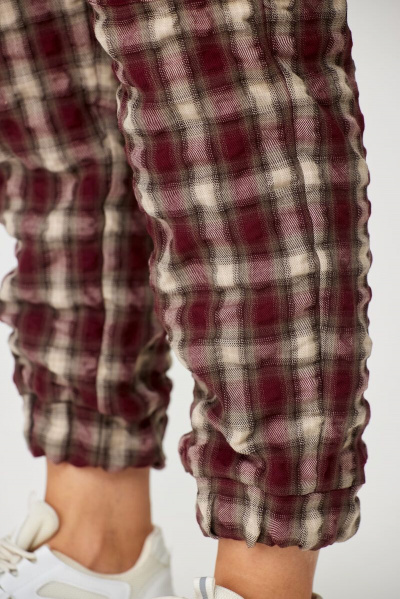 Карго брюки из прочной крэш-ткани с функциональными карманами Abbi 2014 бордо - фото 2