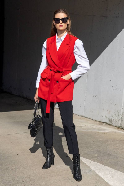 Деловой женский жилет двубортный с поясом и карманами Luna 066 красный - фото 1