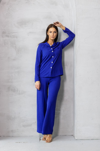 Костюм из жатой ткани синий классический для ежедневных образов Friends 5-003FR-si васильковый - фото 2