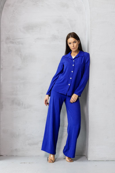 Костюм из жатой ткани синий классический для ежедневных образов Friends 5-003FR-si васильковый - фото 1