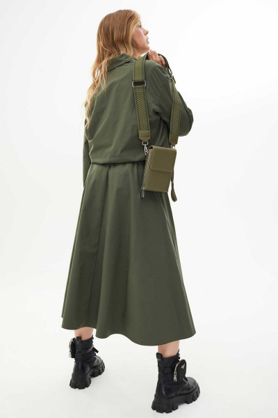 Костюм с расклешенной юбкой из плащевой ткани Mislana С268 хаки - фото 10