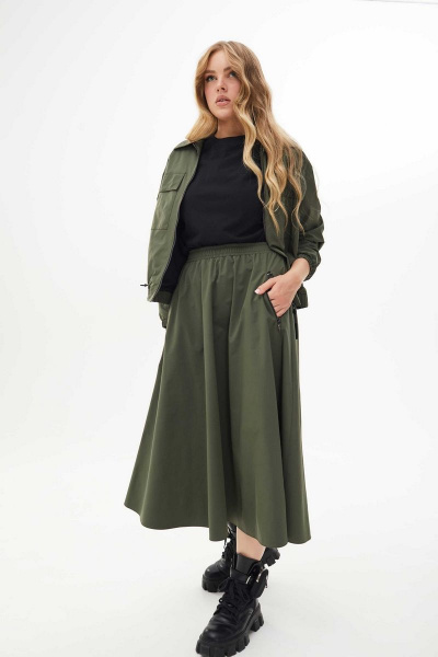 Костюм с расклешенной юбкой из плащевой ткани Mislana С268 хаки - фото 1