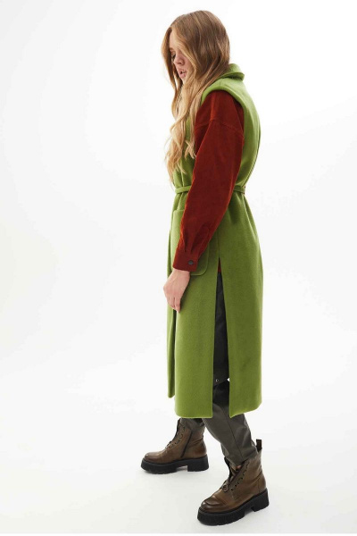 Жилет без утеплителя на подкладке с поясом Mislana С979 олива - фото 4