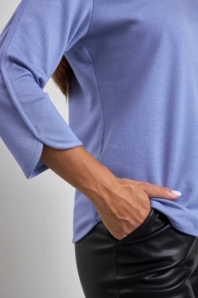 Джемпер женский яркий из трикотажа с круглым вырезом Femme & Devur 30824 1.24F(170) - фото 3