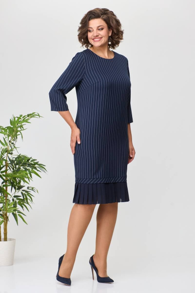 Платье прямого силуэта с вставками и нагрудными вытачками Moda Versal П2450 т.синий - фото 2